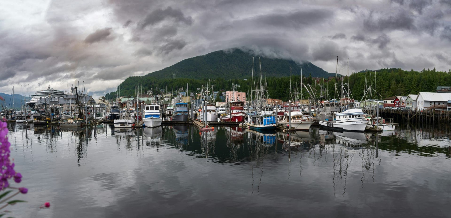 How Long Does It Take to Get Off the Cruise Ship in Ketchikan?